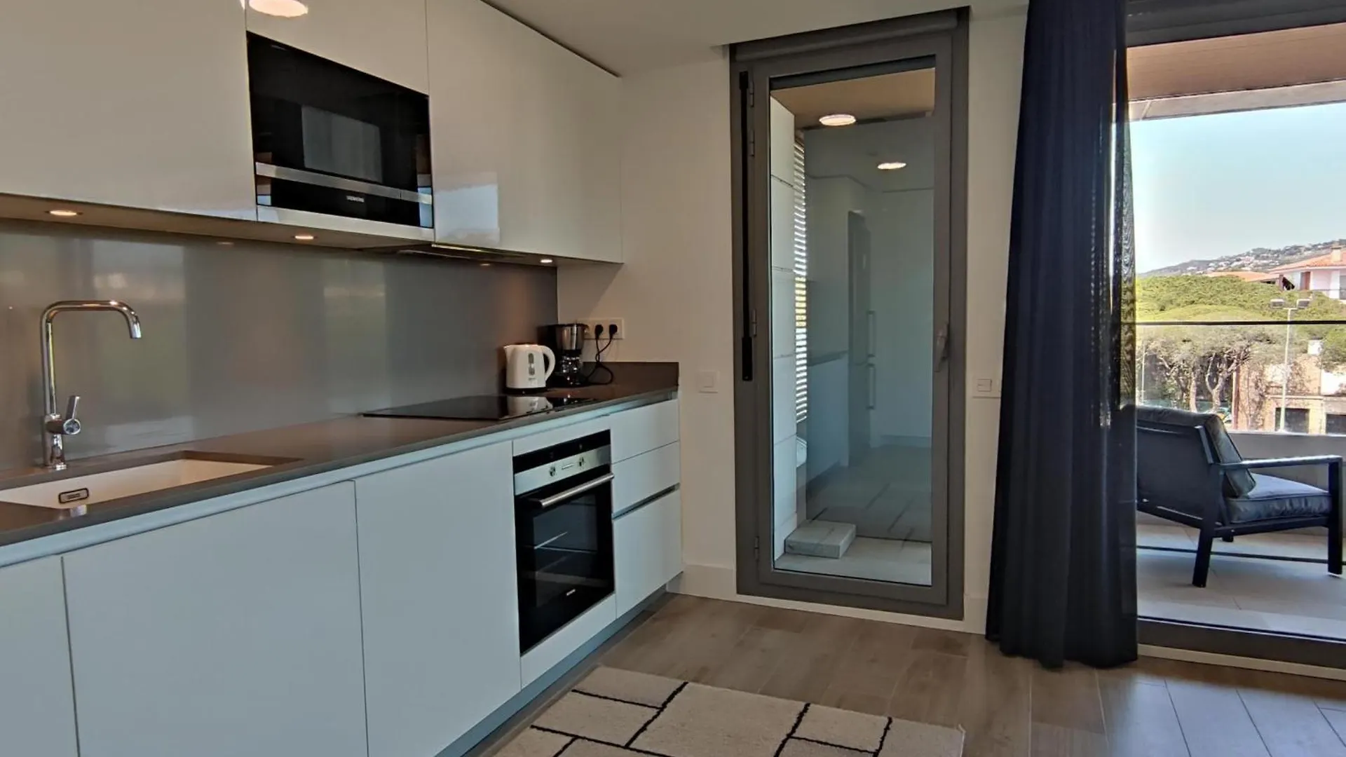 Apartamento De Lujo En Primera Linea Con Piscina En Platja D'Aro - Es-209-70 Espanha