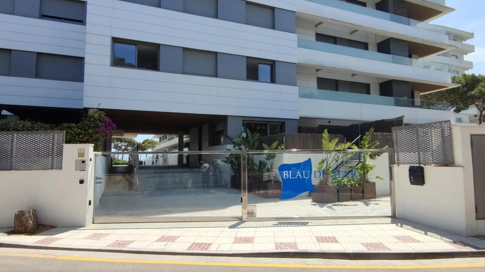 Apartamento De Lujo En Primera Linea Con Piscina En Platja D'Aro - Es-209-70 0*,  Spanyolország